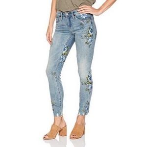 Blank NYC Skinny Floral Embroidered Jeans